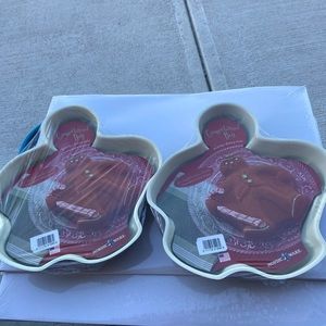 NWT Nordic Ware Gingerbread boy baking mold
